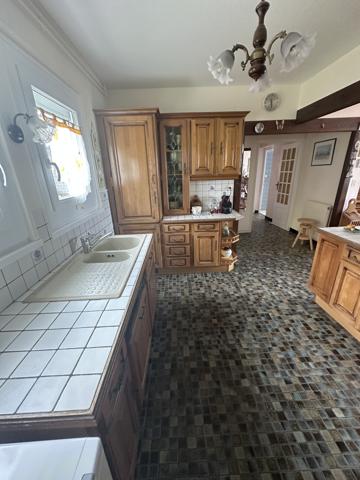 Maison
         5 pièces
        - 134 m² Bien prestige 680 000 € *