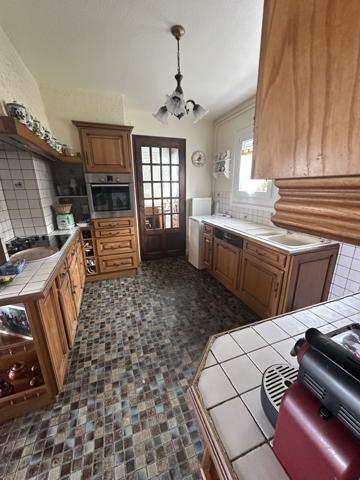 Maison
         5 pièces
        - 134 m² Bien prestige 680 000 € *