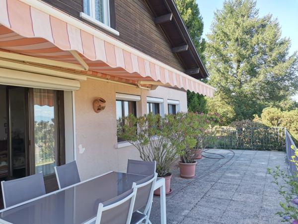 Maison
         5 pièces
        - 134 m² Bien prestige 680 000 € *