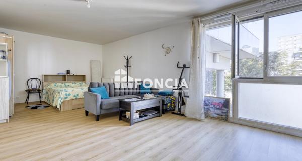 À vendre Studio 42 m² - Asnières-sur-seine 92600