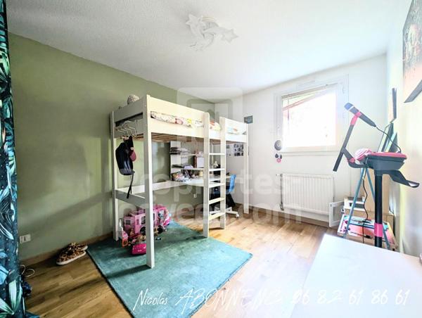 Appartement  4 pièce(s) 79 m2