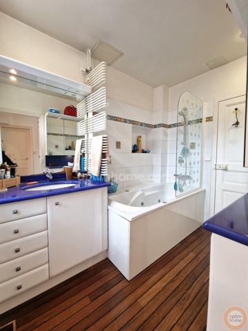 Maison de ville 4 chambres + double parking