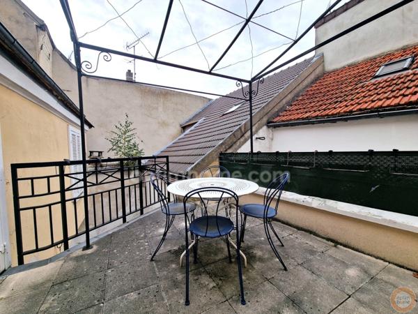 Maison de ville 4 chambres + double parking