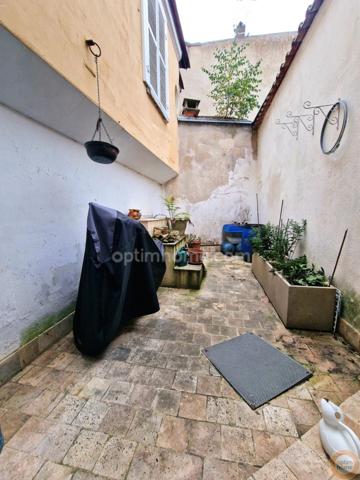 Maison de ville 4 chambres + double parking