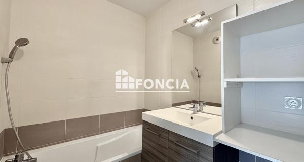 À vendre Appartement 3 pièces 71 m² - Bourgoin-jallieu 38300