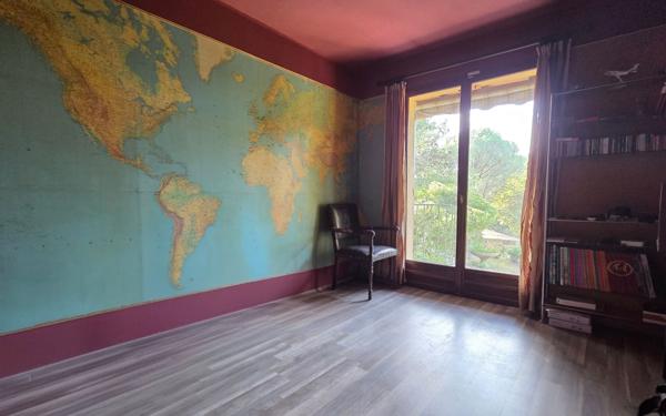 Maison à vendre    7 pièces •  Villeneuve-lès-Avignon