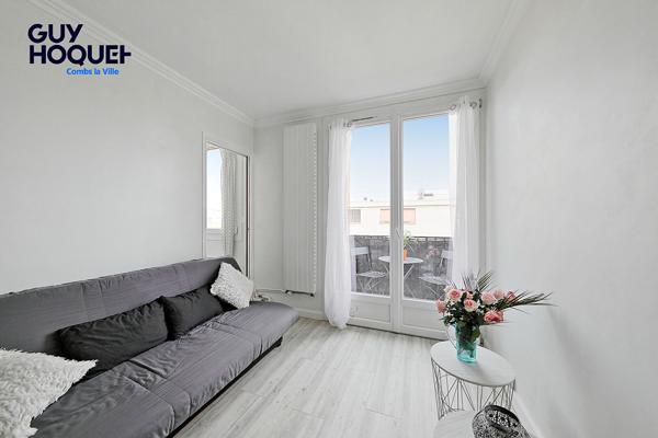 Studio Combs La Ville avec balcon et cave