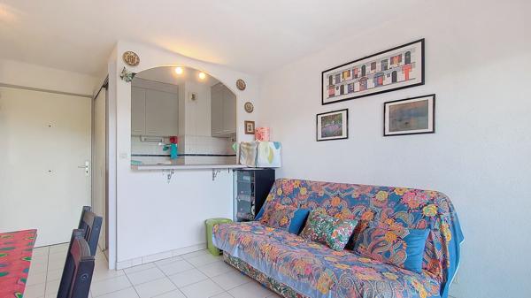 Saint-Aygulf 1 chambre cave proche plages et commerces