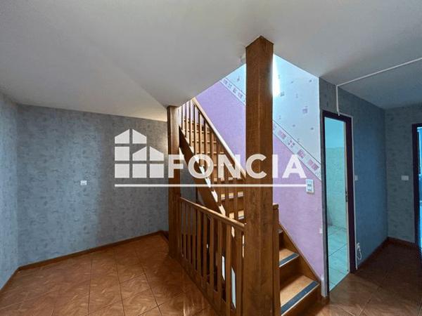 Location Maison 4 pièces 108.93 m² - 13 RUE DE LA HALBOTINE Boulzicourt 08410