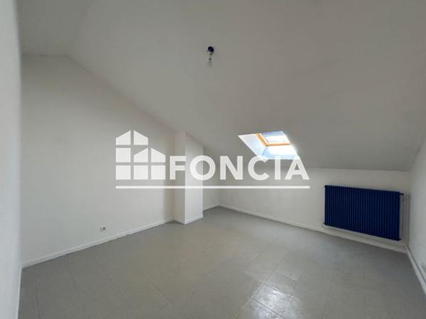 Location Maison 4 pièces 108.93 m² - 13 RUE DE LA HALBOTINE Boulzicourt 08410