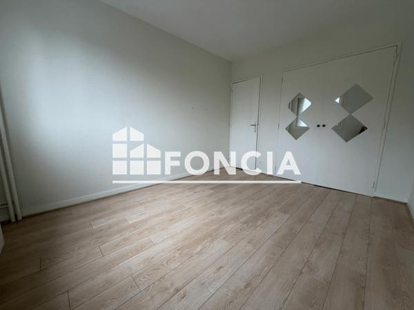 Location Appartement 5 pièces 95 m² - 42 A RUE MIRABEAU Besancon 25000