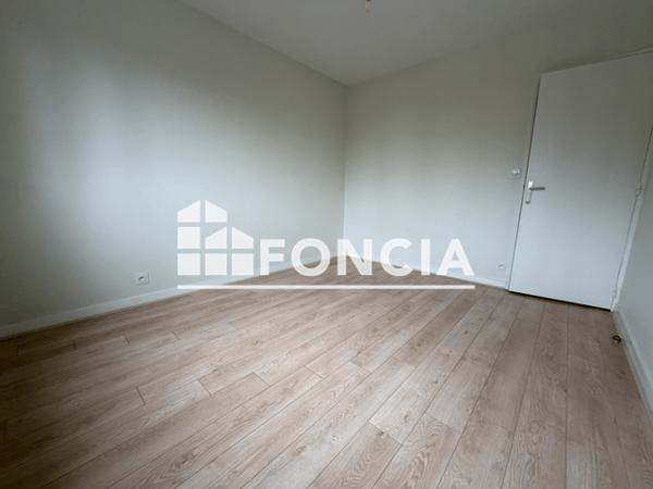 Location Appartement 5 pièces 95 m² - 42 A RUE MIRABEAU Besancon 25000