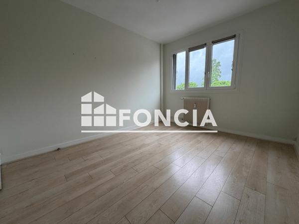 Location Appartement 5 pièces 95 m² - 42 A RUE MIRABEAU Besancon 25000
