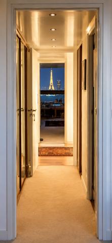 Appartement
         3 pièces
        - 140 m² Bien prestige 1 088 000 € *