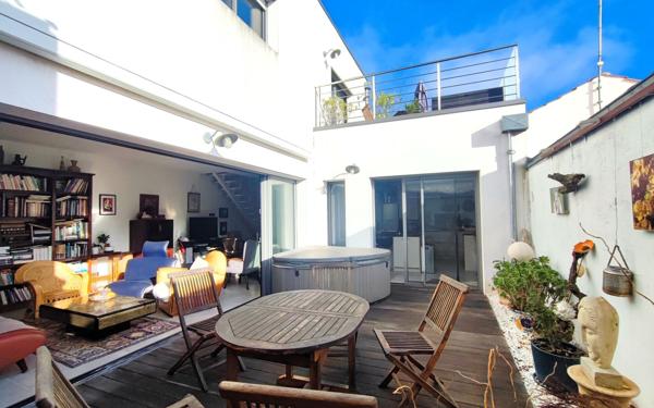 Maison à vendre    4 pièces • 117 m2 La Rochelle