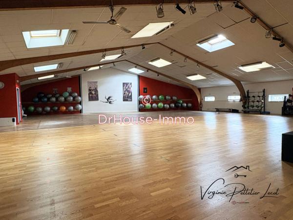Commerce à vendre 16 pièces de 1 990 m²