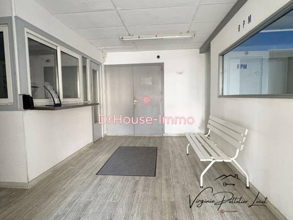 Commerce à vendre 16 pièces de 1 990 m²