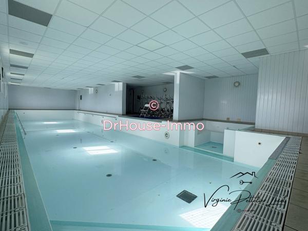 Commerce à vendre 16 pièces de 1 990 m²
