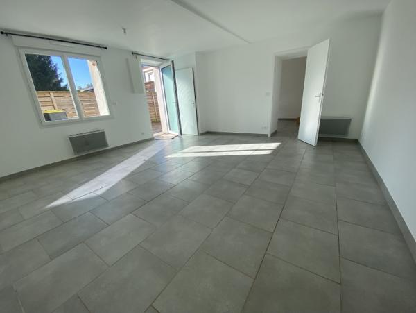 Location Maison de ville 3 pièces Villedieu-la-Blouère (49450) - VILLEDIEU-LA-BLOUERE