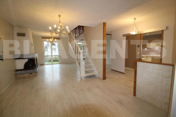 Grande maison familiale sur sous-sol total 