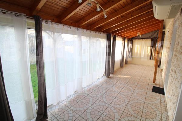 Grande maison familiale sur sous-sol total 