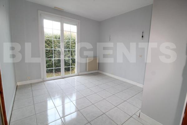 Grande maison familiale sur sous-sol total 