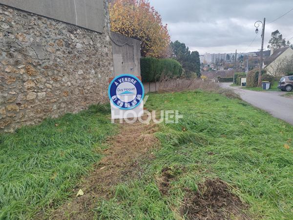Bande de terrain constructible 315m2 MAREIL MARLY