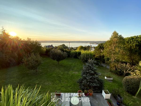 Une maison d’architecte, face à la mer