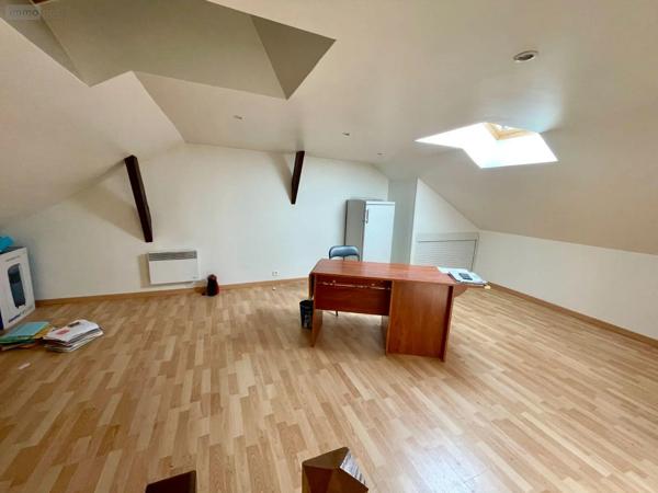 Achat - Fonds et/ou murs commerciaux | Entrepôt et bureaux Lucquy 08300 38 m 2 1830 m 2