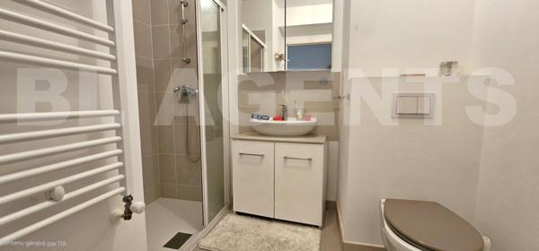 STUDIO 21 m² en RDC + Terrasse SUD-EST / Résidence sécurisée de 2018 / Quartier Château de FERRIÈRES