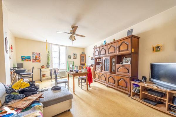 Immeuble à vendre |  Fontenay-le-Comte |  401 m²