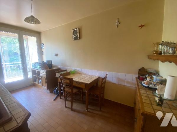 Appartement de 65m² habitables avec balcons, garage et place de parking