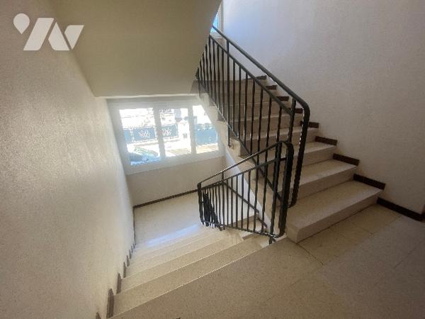 Appartement de 65m² habitables avec balcons, garage et place de parking