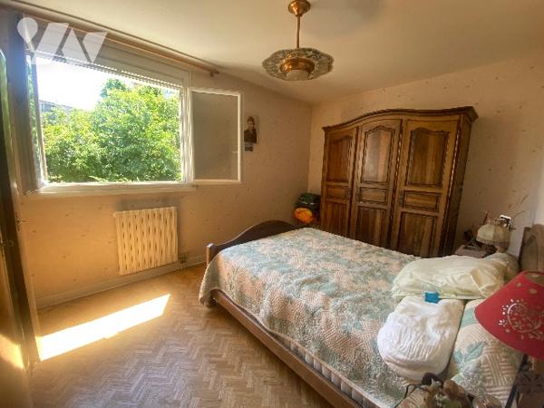 Appartement de 65m² habitables avec balcons, garage et place de parking