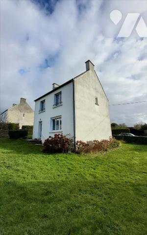 CARHAIX - MAISON 6 PIECES