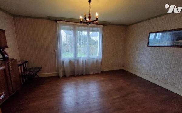 CARHAIX - MAISON 6 PIECES