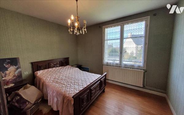 CARHAIX - MAISON 6 PIECES