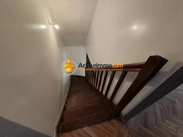 Vente                                                      Maison
                        
                     6 pièces                      118 m2                     à Coulommiers