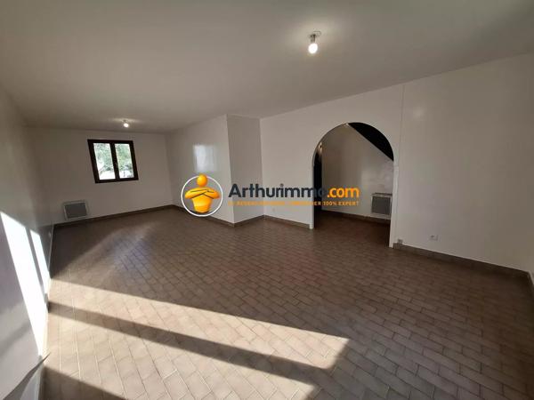 Vente                                                      Maison
                        
                     6 pièces                      118 m2                     à Coulommiers