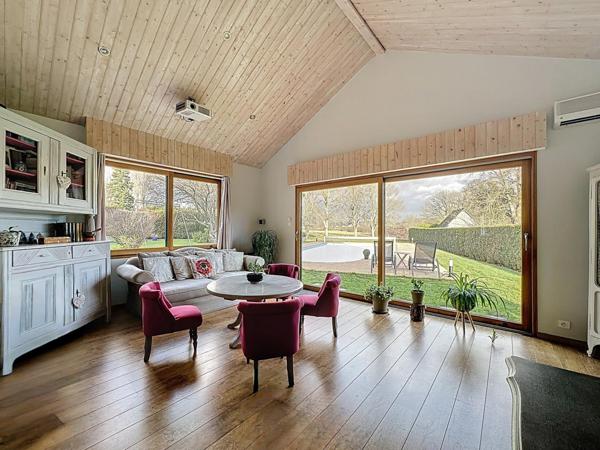Maison familiale au calme avec piscine à Fatines