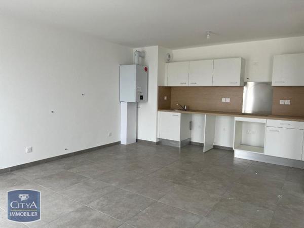Appartement à louer 4 pièces 83.5m²