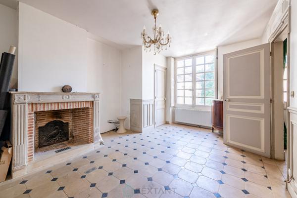 Au cur de la charmante cité médiévale de Moret-sur-Loing !