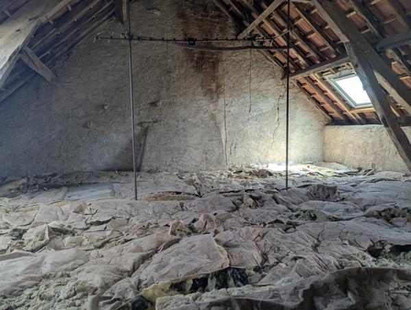 Ancien corps de ferme !