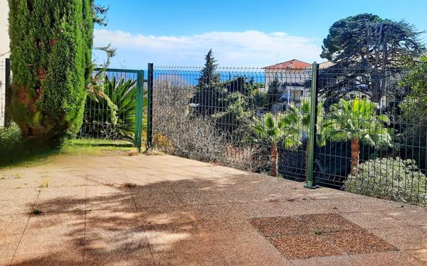 Appartement à vendre    4 pièces • 107 m2 Nice