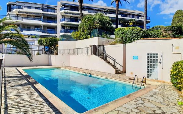 Appartement à vendre    4 pièces • 107 m2 Nice