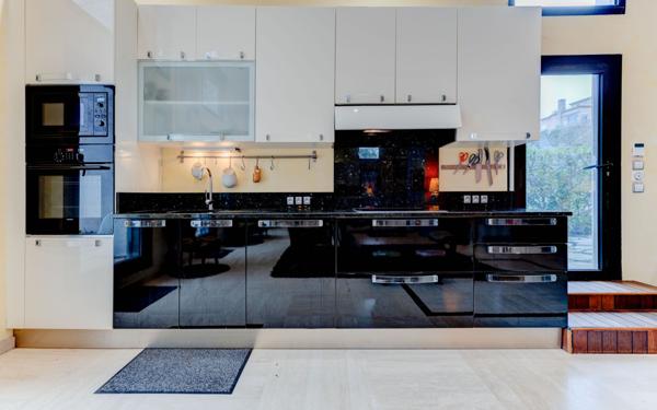 Appartement à vendre    4 pièces • 107 m2 Nice