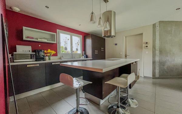 Maison à vendre    4 pièces • 101 m2 Toulouse