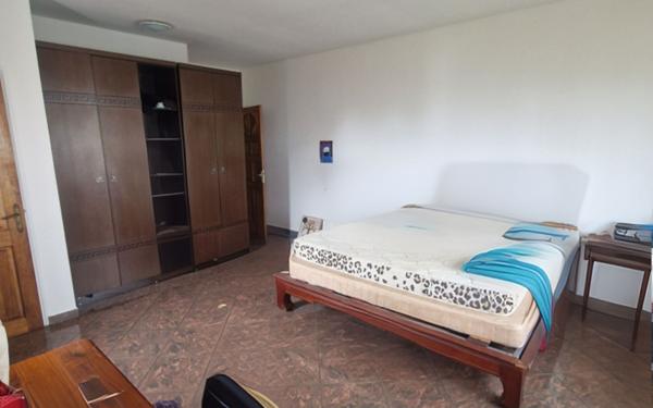 Maison à vendre    3 pièces •  Le Tampon