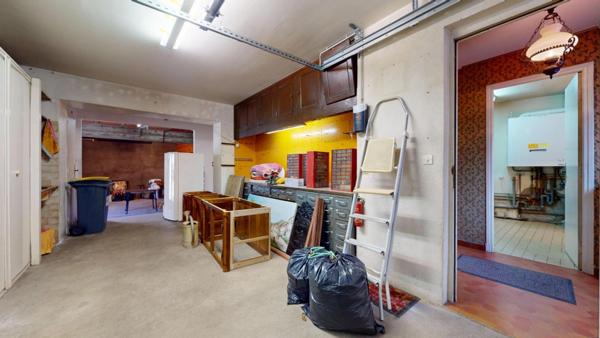 EN EXCLUSIVITE - 3 CHAMBRES - GARAGE 70 M2 - FORT POTENTIEL