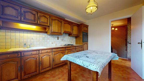 EN EXCLUSIVITE - 3 CHAMBRES - GARAGE 70 M2 - FORT POTENTIEL